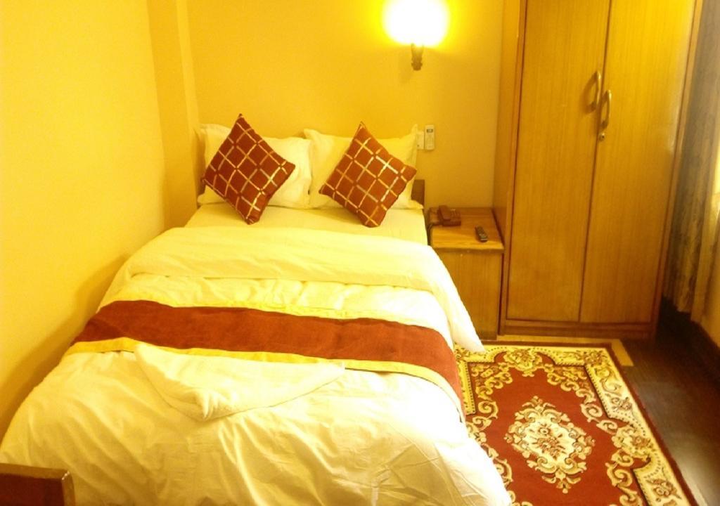 קטמנדו Festoon Hotel מראה חיצוני תמונה