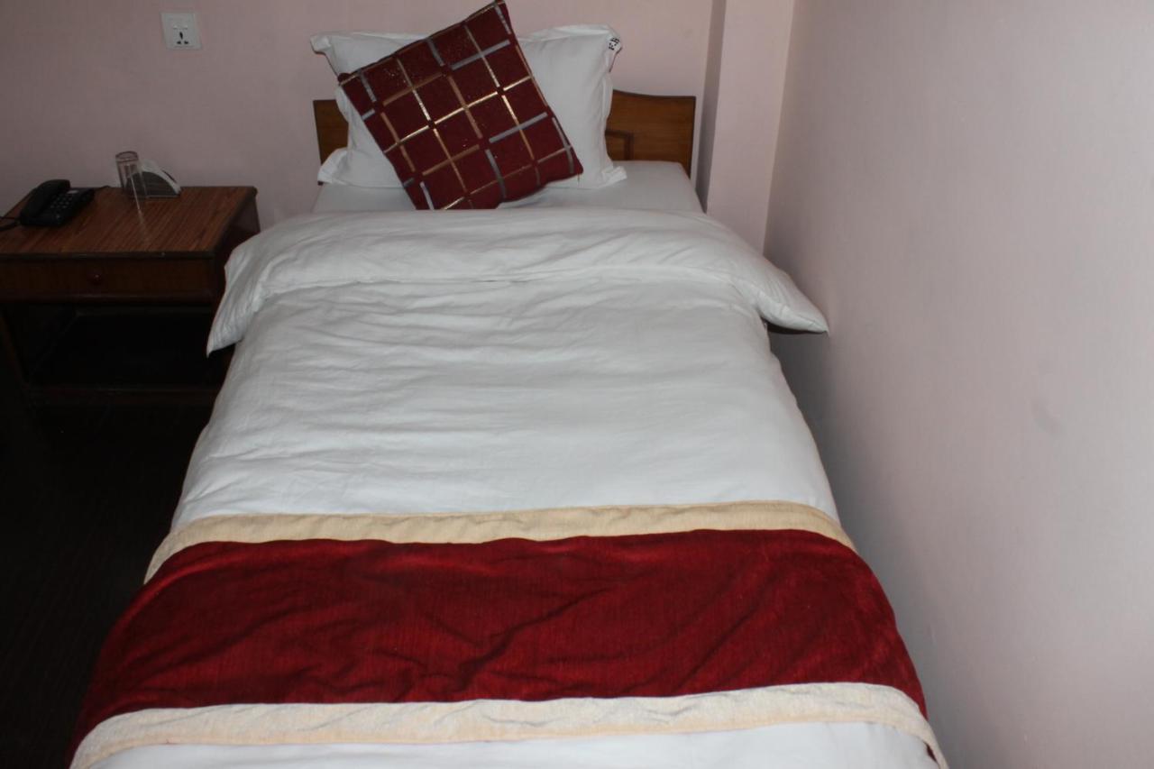 קטמנדו Festoon Hotel מראה חיצוני תמונה